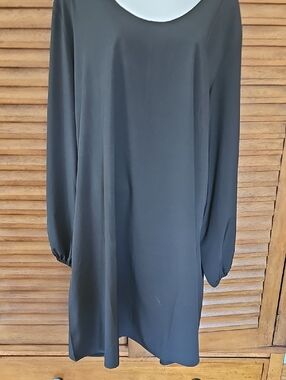 Black Long-Sleeve With Open Side Arm Shift Dress - Elegant Everyday